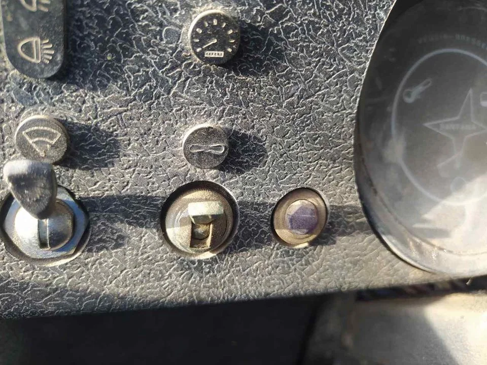Foto de INTERRUPTOR LAND ROVER ROVER SANTANA ROVER (14,42 CVF)