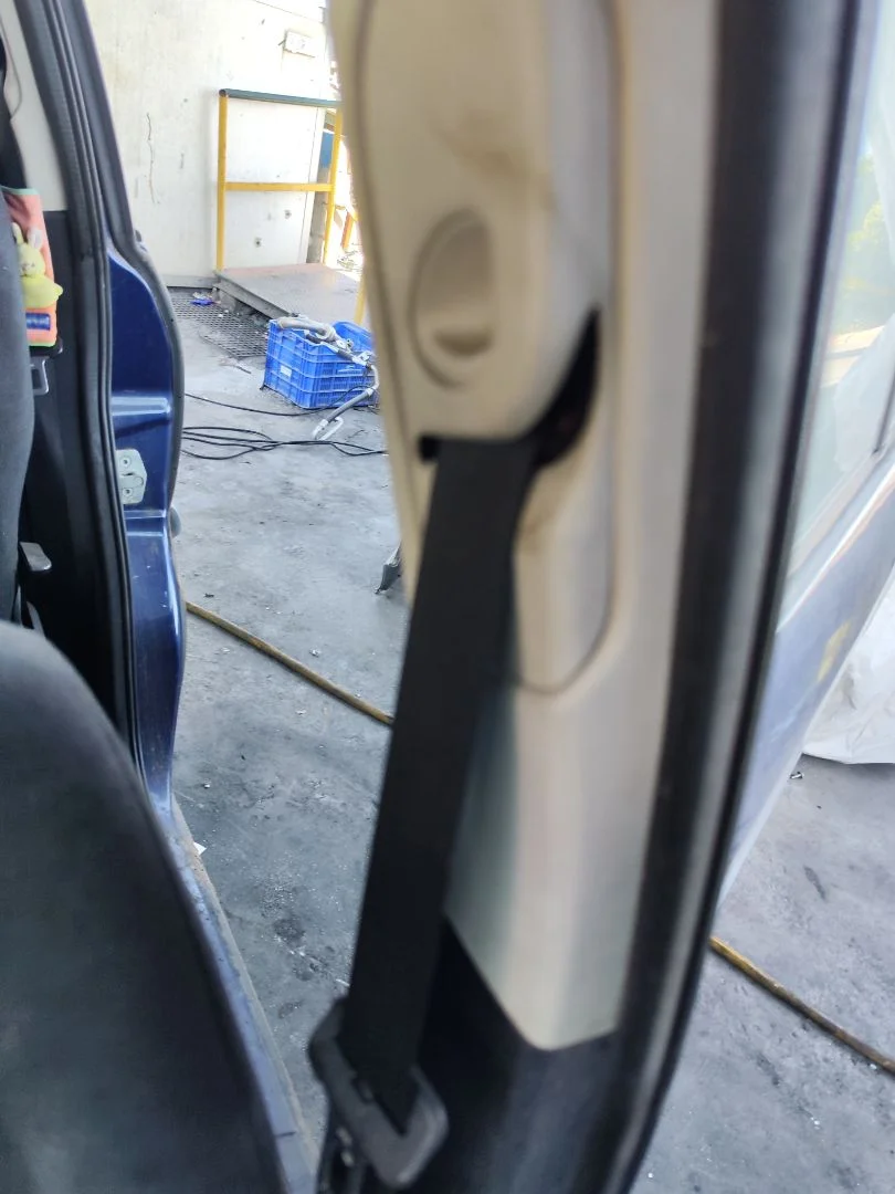 Foto de CINTURON SEGURIDAD DELANTERO IZQUIERDO OPEL ZAFIRA A 1.6 16V (101 CV / 74 KW) referencia 13120725