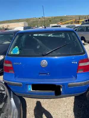 Foto de PORTON TRASERO VOLKSWAGEN GOLF IV BERLINA (1J1)(10.1997) 1.9 TDI (110 CV / 81 KW)