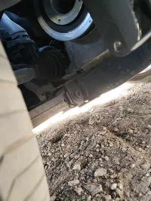 Foto de BRAZO SUSPENSION DELANTERO DERECHO OPEL ASTRA H GTC 1.9 CDTI (120 CV / 88 KW)