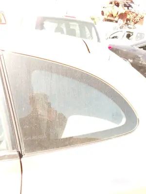 Foto de LUNA CUSTODIA TRASERA IZQUIERDA KIA RIO (BC) 1.3 CAT (75 CV / 55 KW)