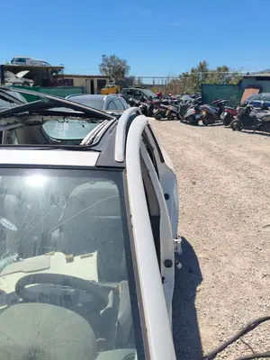 Foto de BARRAS TECHO RENAULT KOLEOS I 2.0 dCi Diesel FAP CAT (173 CV / 127 KW) referencia 7711423180 foto 2