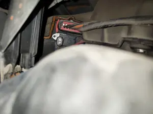 Foto de RESISTENCIA CALEFACCION OPEL VIVARO FURGÓN/COMBI 2.0 16V CDTI (114 CV / 84 KW)