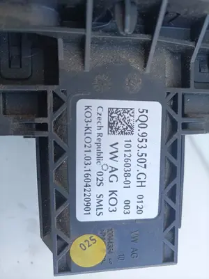 Foto de MANDO MULTIFUNCION VOLKSWAGEN TOURAN (5T1) 2.0 TDI (150 CV / 110 KW) referencia 5Q0953507GH foto 4