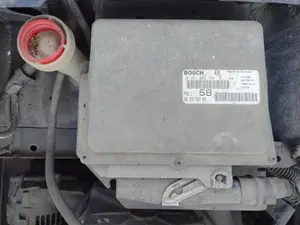 Foto de CENTRALITA MOTOR UCE CITROEN SAXO 1.1  (60 CV / 44 KW) referencia 0261204788