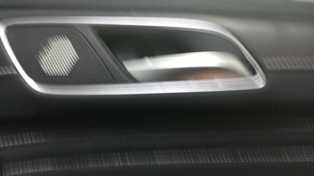 Foto de MANETA INTERIOR TRASERA DERECHA MG HS 1.5 Turbo (161 CV / 119 KW) referencia 10530915