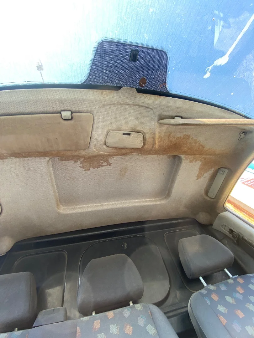 Foto de TECHO INTERIOR MERCEDES-BENZ VITO FURGÓN (639) 2.1 CDI CAT (109 CV / 80 KW)