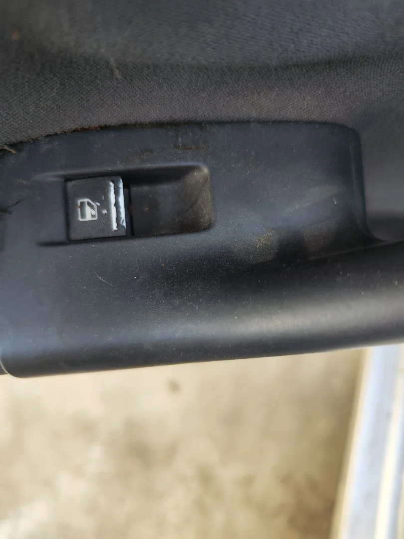 Foto de MANDO ELEVALUNAS TRASERO IZQUIERDO VOLKSWAGEN GOLF V (1K1)(10.2003) 1.4 16V TSI (170 CV / 125 KW)