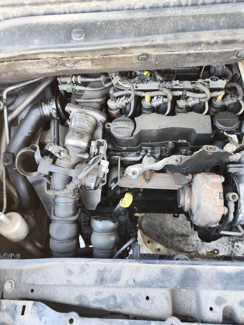 Foto de MOTOR ARRANQUE CITROEN GRAND C4 PICASSO 1.6 16V HDi FAP (109 CV / 80 KW)