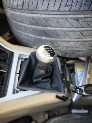 Foto de PALANCA CAMBIO BMW SERIE X3 (E83) 2.0 16V Diesel CAT (150 CV / 110 KW)
