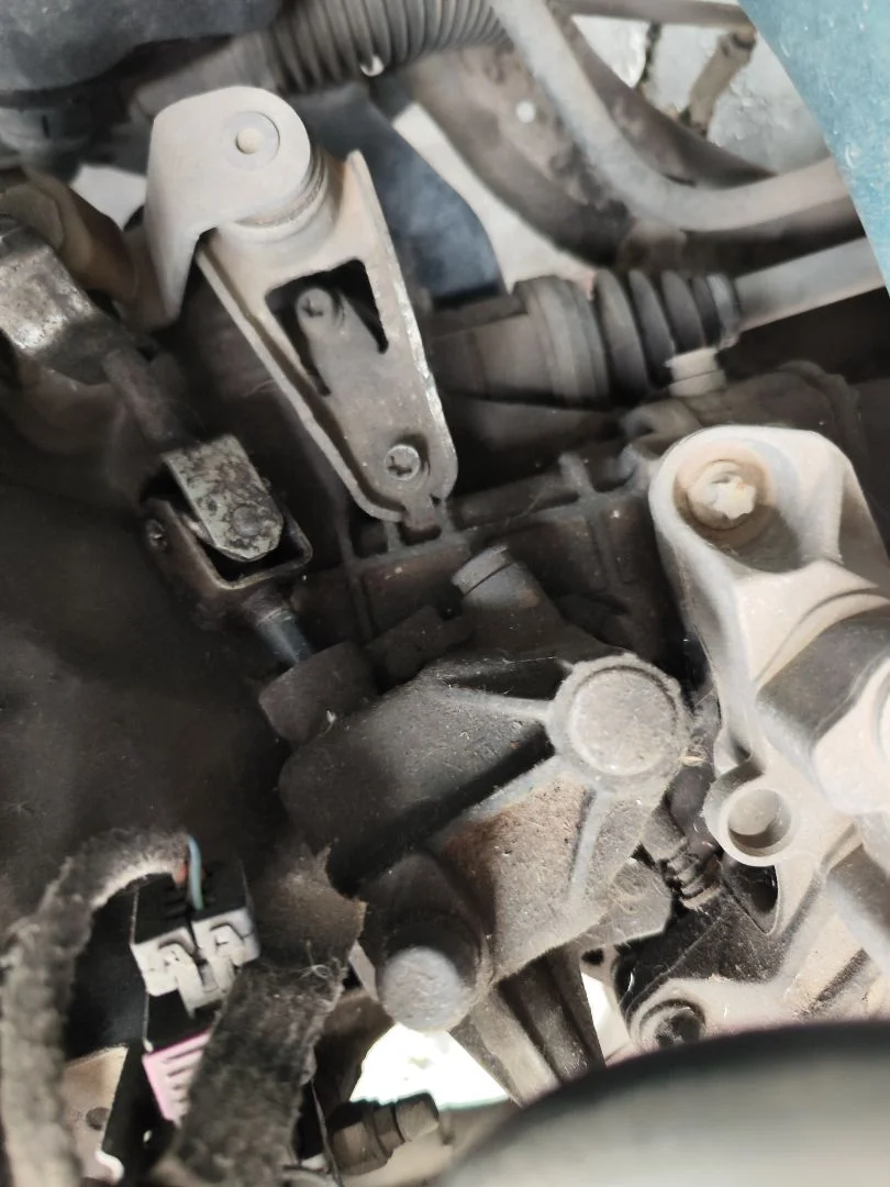 Foto de CAJA CAMBIOS OPEL CORSA C 1.2 16V CAT (Z 12 XE / LW4) (75 CV / 55 KW) referencia K-0700122