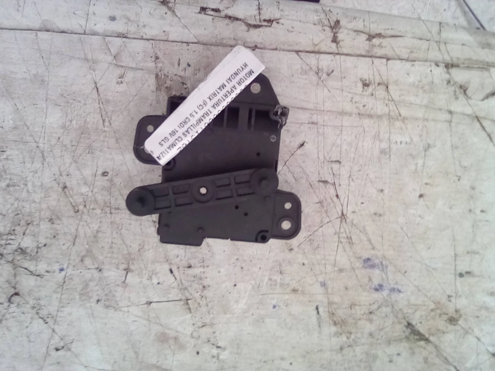 Foto de MOTOR APERTURA TRAMPILLAS CLIMATIZADOR HYUNDAI MATRIX (FC) 1.5 CRDi CAT (102 CV / 75 KW)