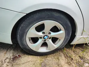 Foto de LLANTA BMW SERIE 3 BERLINA (E90) 2.0 Turbodiesel CAT (143 CV / 105 KW)
