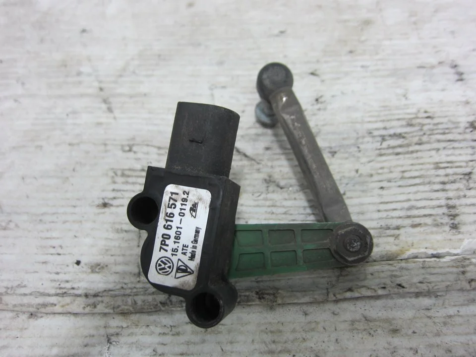 Foto de SENSOR PORSCHE CAYENNE (TIPO 92A) referencia 7P0616571