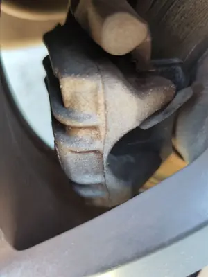 Foto de PINZA DE FRENO TRASERA DERECHA AUDI A3 (8L) 1.6  (102 CV / 75 KW) referencia 1J0615424H