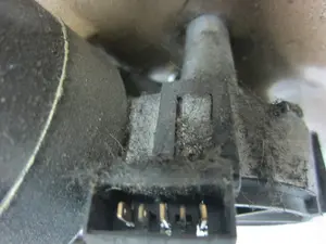 Foto de MOTOR LIMPIA DELANTERO SEAT IBIZA (6K1) 1.4 (60 CV / 44 KW) referencia 6K1955023F foto 4