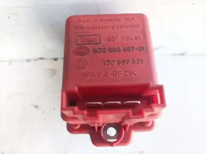 Foto de RESISTENCIA CALEFACCION SEAT LEON (1M1) 1.9 TDI (110 CV / 81 KW) referencia 1JO907521 foto 4