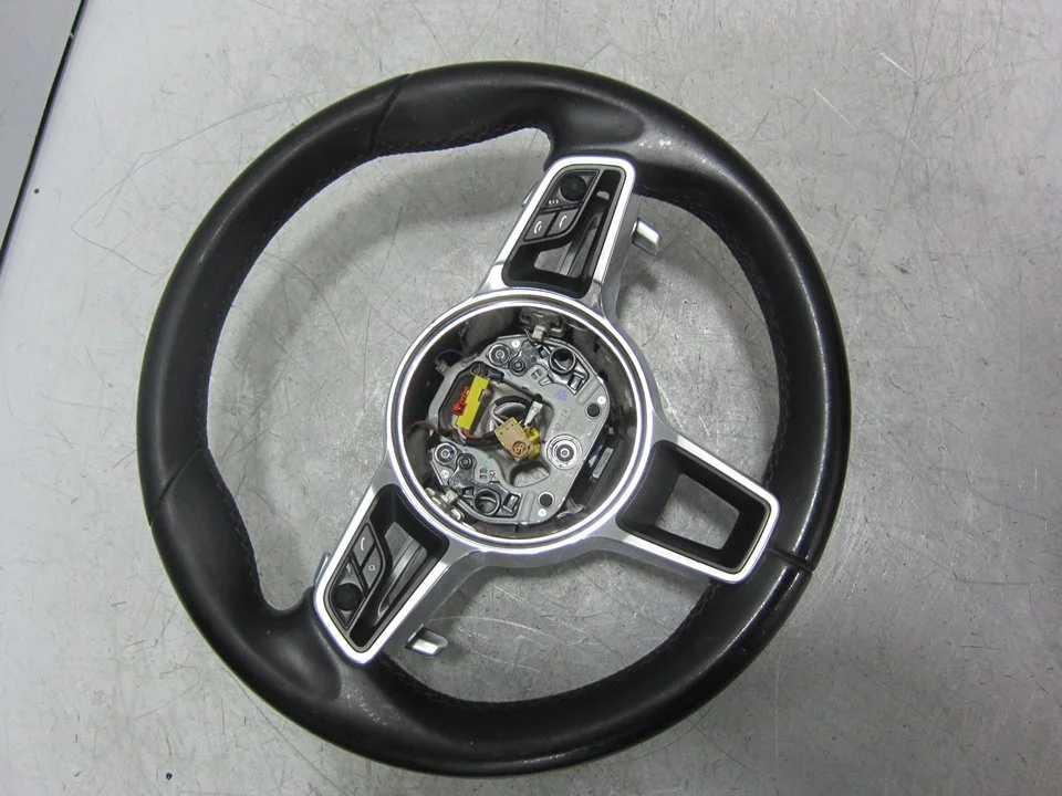 Foto de VOLANTE PORSCHE MACAN (95BA) referencia 95B959256