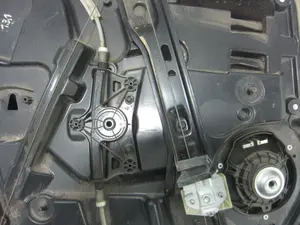 Foto de ELEVALUNAS DELANTERO DERECHO MERCEDES-BENZ CLASE GLA (BM 156) 2.1 CDI CAT (136 CV / 100 KW) referencia 928337101 foto 4