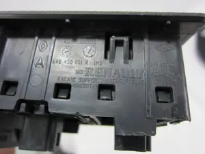 Foto de MANDO MULTIFUNCION RENAULT SCENIC III (JZ) 1.5 dCi Diesel FAP (106 CV / 78 KW) referencia 648450001R foto 3