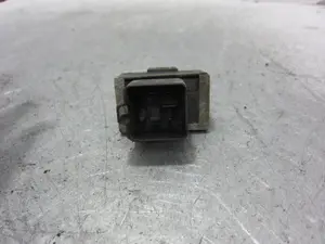 Foto de CAJA PRECALENTAMIENTO RENAULT CLIO III referencia 7700115078 foto 4