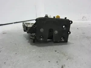 Foto de CERRADURA PUERTA DELANTERA IZQUIERDA HYUNDAI ACCENT (MC) 1.5 CRDi CAT (110 CV / 81 KW) referencia 8131025030