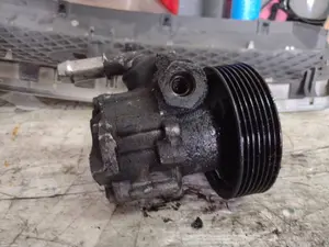 Foto de BOMBA DIRECCION SEAT IBIZA (6K1) referencia 91130