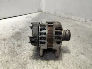 Foto de ALTERNADOR RENAULT CAPTUR I 1.5 dCi Diesel FAP (110 CV / 81 KW) referencia 231008918R foto 2