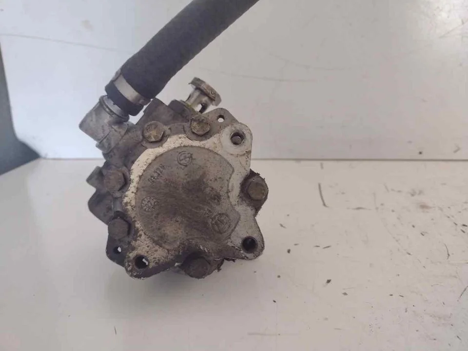 Foto de BOMBA DIRECCION BMW SERIE 5 BERLINA (E39) referencia 91128