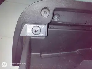Foto de GUANTERA SEAT LEON (1P1) 1.9 TDI (105 CV / 77 KW) referencia 1P1857121 foto 6