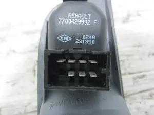 Foto de MANDO ELEVALUNAS DELANTERO IZQUIERDO RENAULT MEGANE I FASE 2 CLASSIC (LA...) 1.4 CAT (95 CV / 70 KW) referencia 770429992F foto 3