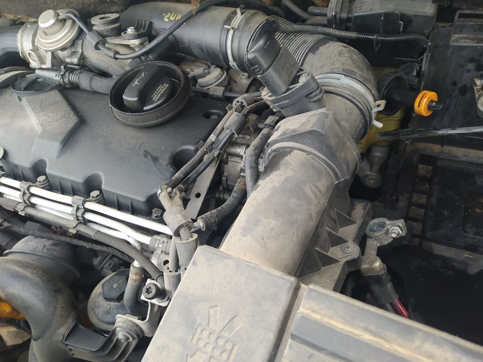 Foto de CENTRALITA MOTOR UCE VOLKSWAGEN GOLF PLUS V (5M1) 1.9 TDI (105 CV / 77 KW)