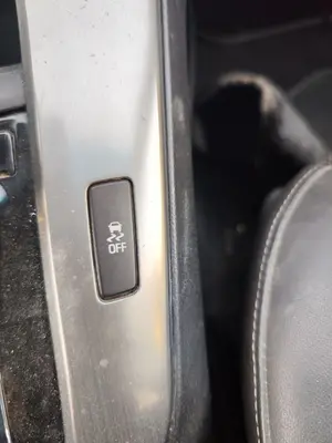 Foto de INTERRUPTOR CHEVROLET CRUZE 2.0 Diesel CAT (163 CV / 120 KW)