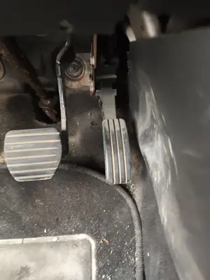 Foto de POTENCIOMETRO PEDAL RENAULT MEGANE III BERLINA 5P 1.5 dCi Diesel FAP (110 CV / 81 KW) referencia 465010015R
