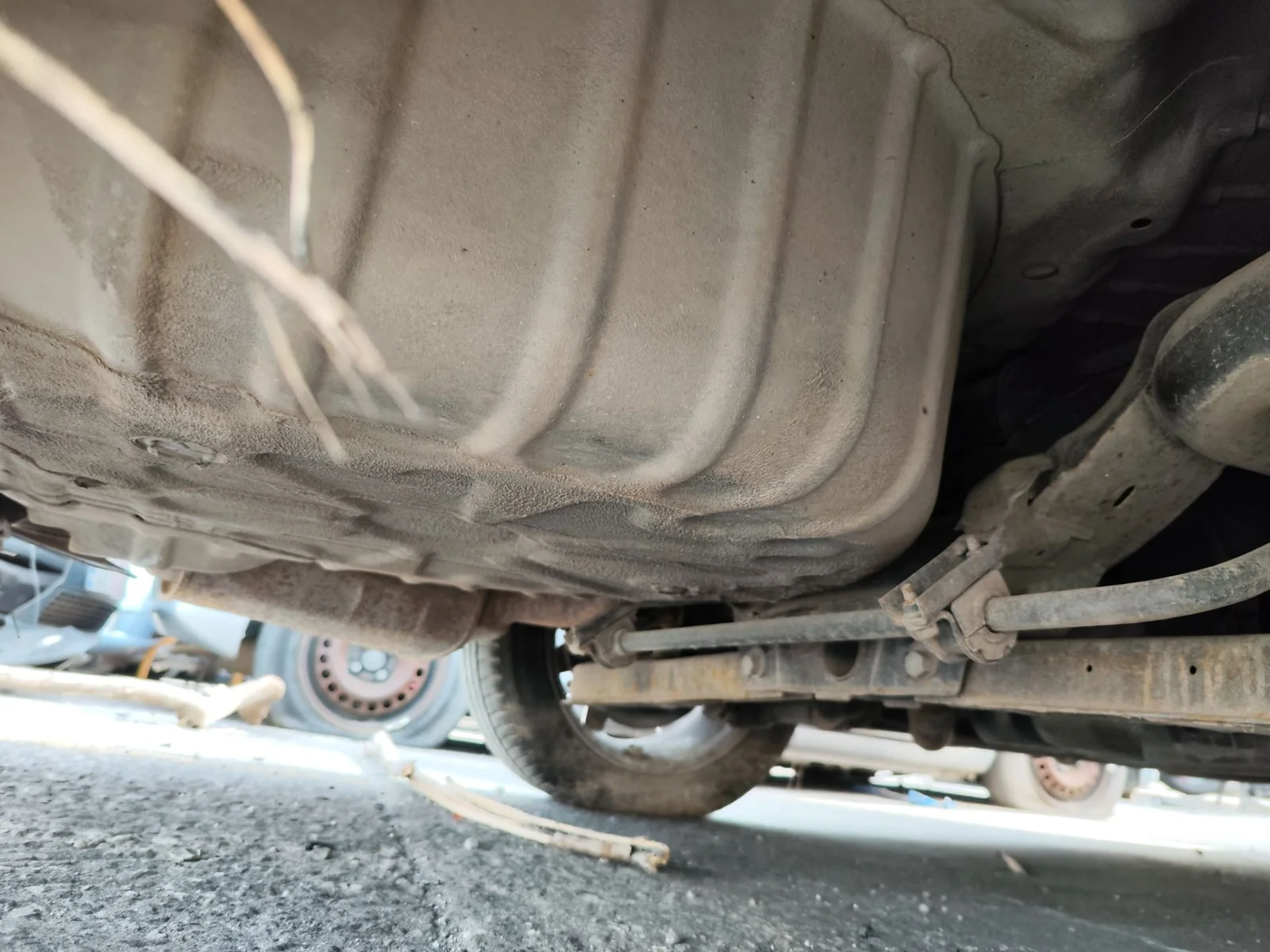 Foto de SILENCIADOR TRASERO JAGUAR X-TYPE 2.1 V6 24V CAT (156 CV / 115 KW)