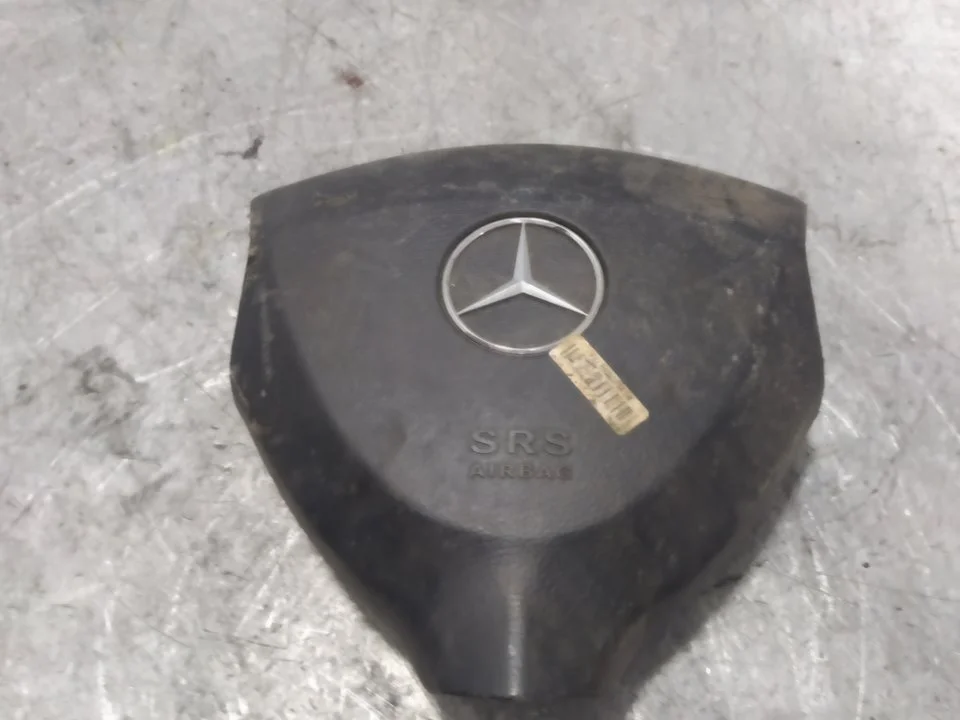 Foto de AIRBAG DELANTERO IZQUIERDO MERCEDES-BENZ CLASE A (BM 169) 2.0 CDI CAT (140 CV / 103 KW) referencia 1698600102