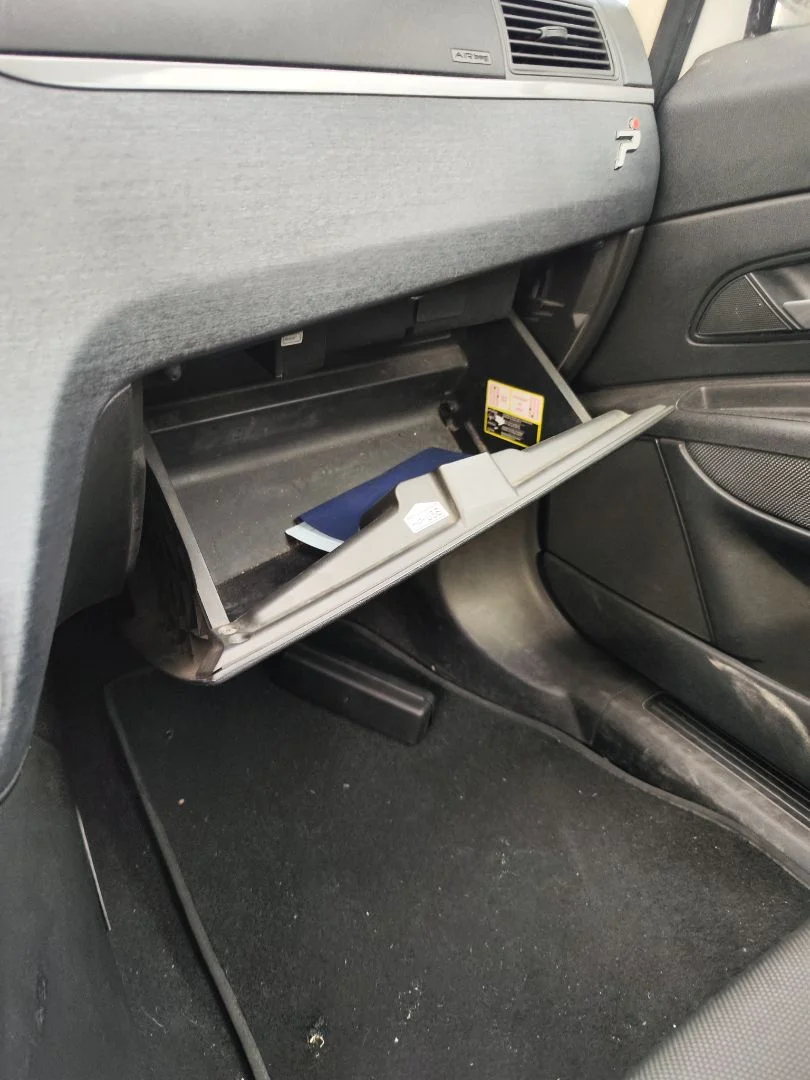 Foto de GUANTERA FIAT GRANDE PUNTO (199) 1.4 (95 CV / 70 KW)