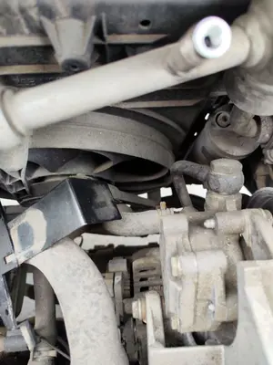 Foto de TUBO PRESION DIRECCION ASISTIDA SKODA OCTAVIA BERLINA (1U2) 1.9 TDI (90 CV / 66 KW)