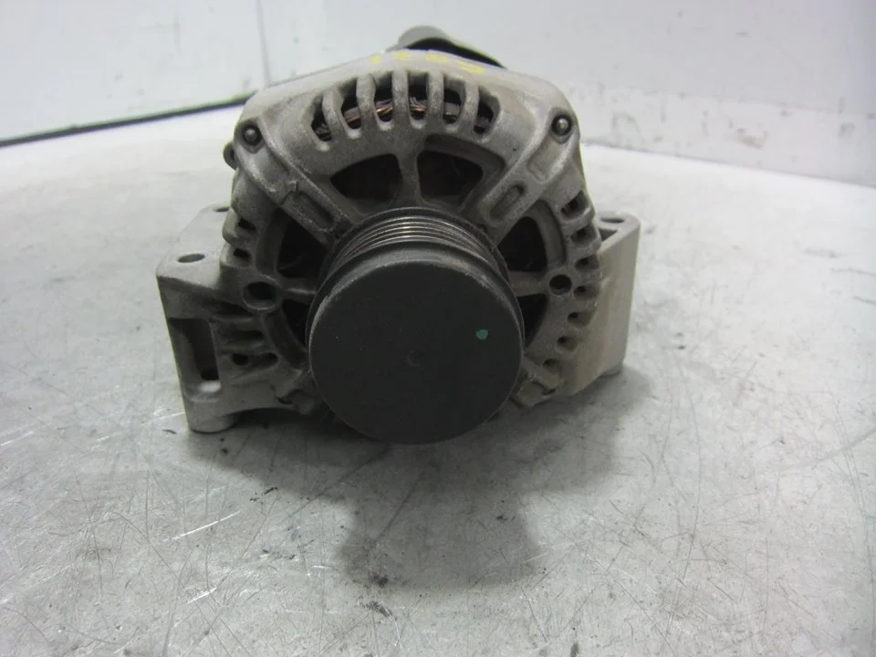 Foto de ALTERNADOR OPEL MERIVA 1.3 16V CDTI (75 CV / 55 KW) referencia TG9S036