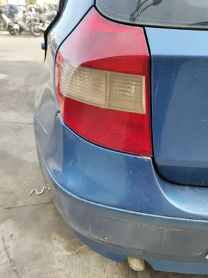 Foto de PILOTO TRASERO IZQUIERDO BMW SERIE 1 BERLINA (E81/E87) 2.0 16V Diesel CAT (122 CV / 90 KW) referencia 63216924501