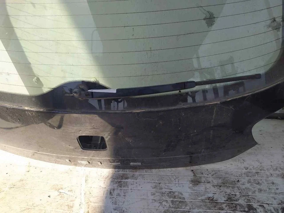 Foto de BRAZO LIMPIA TRASERO SEAT IBIZA SC (6J1) 1.6 TDI (105 CV / 77 KW)