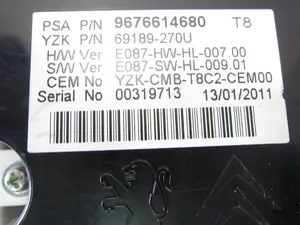Foto de CUADRO INSTRUMENTOS PEUGEOT 3008 2.0 16V HDi FAP CAT (RHE / DW10CTED4) (150 CV / 110 KW) referencia 9676614680 foto 10