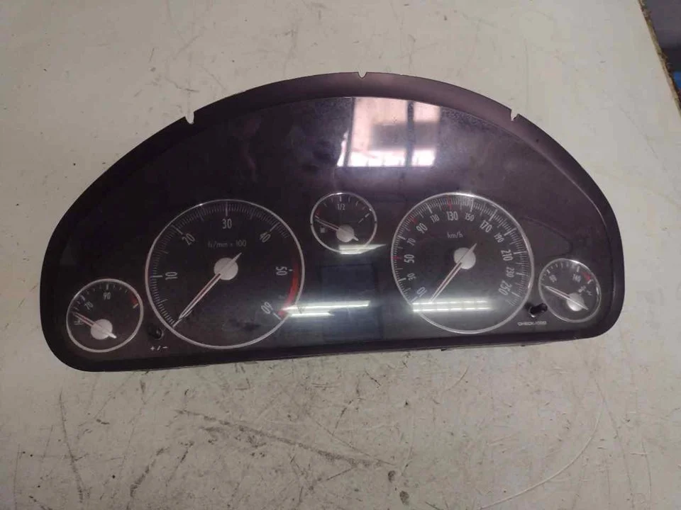 Foto de CUADRO INSTRUMENTOS PEUGEOT 407 referencia 89661232