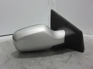 Foto de RETROVISOR DERECHO RENAULT CLIO III 1.2 16V (75 CV / 55 KW) referencia 7701062100 foto 4