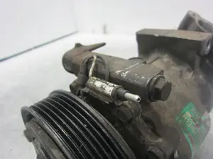 Foto de COMPRESOR AIRE ACONDICIONADO RENAULT KANGOO I (F/KC0) referencia 7700111235 foto 2