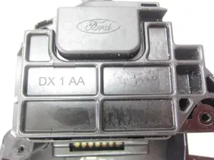 Foto de MANDO MULTIFUNCION FORD FOCUS C-MAX (CAP)(2003) 1.8 TDCi Turbodiesel CAT (116 CV / 85 KW) referencia 13N064 foto 10