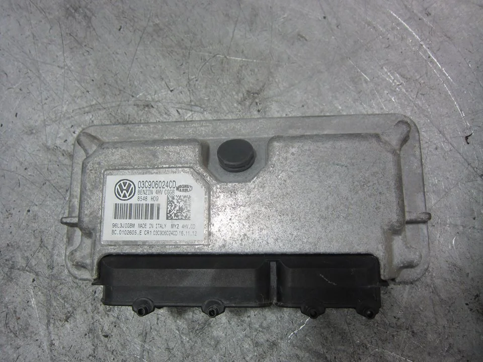 Foto de CENTRALITA MOTOR UCE SEAT IBIZA BERLINA (6J5) 1.4 16V (86 CV / 63 KW) referencia 03C906024CD