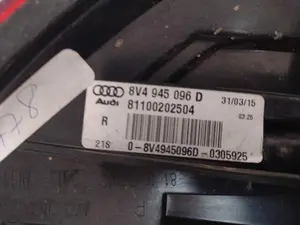 Foto de PILOTO TRASERO DERECHO AUDI RS 3 SPORTBACK (8VA) 2.5 20V TFSI (367 CV / 270 KW) referencia 8V4945096D foto 3