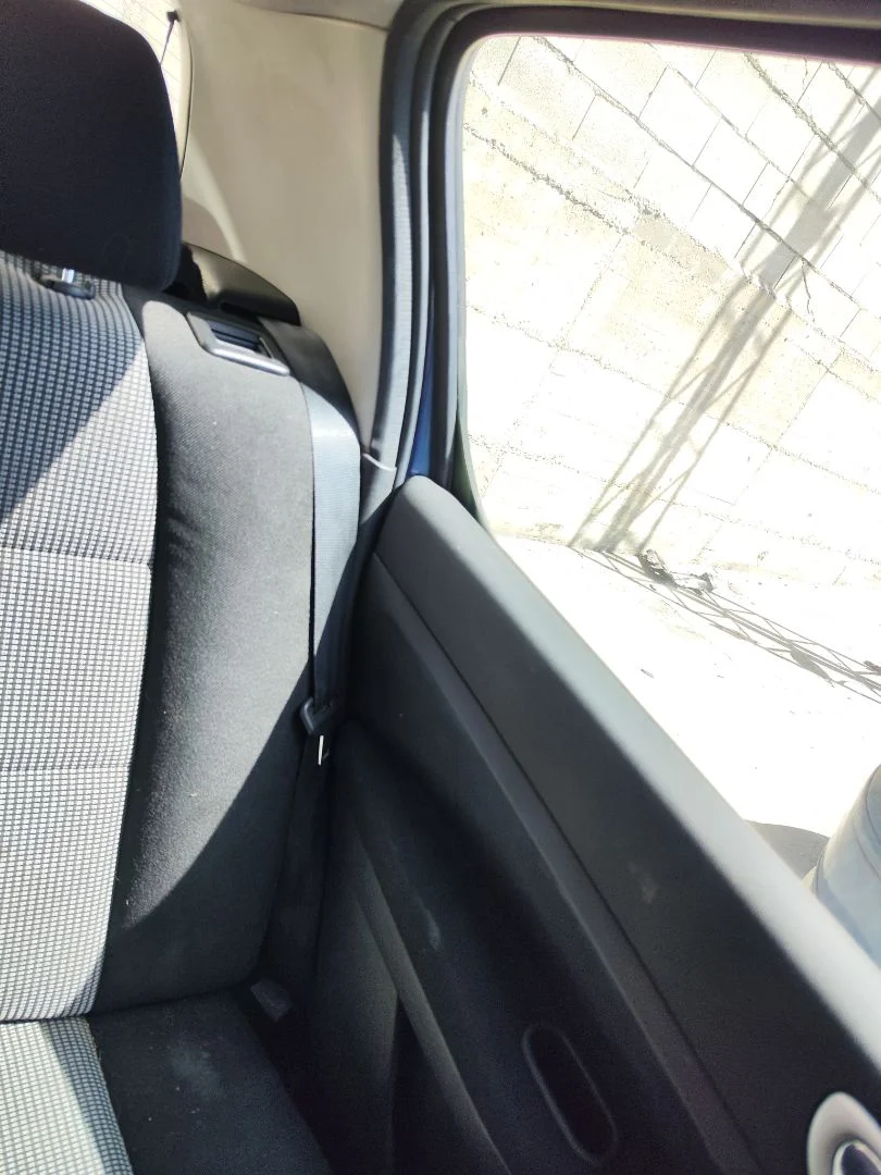 Foto de CINTURON SEGURIDAD TRASERO IZQUIERDO PEUGEOT 307 BERLINA (S2) 1.4 16V CAT (KFU / ET3J4) (88 CV / 65 KW)