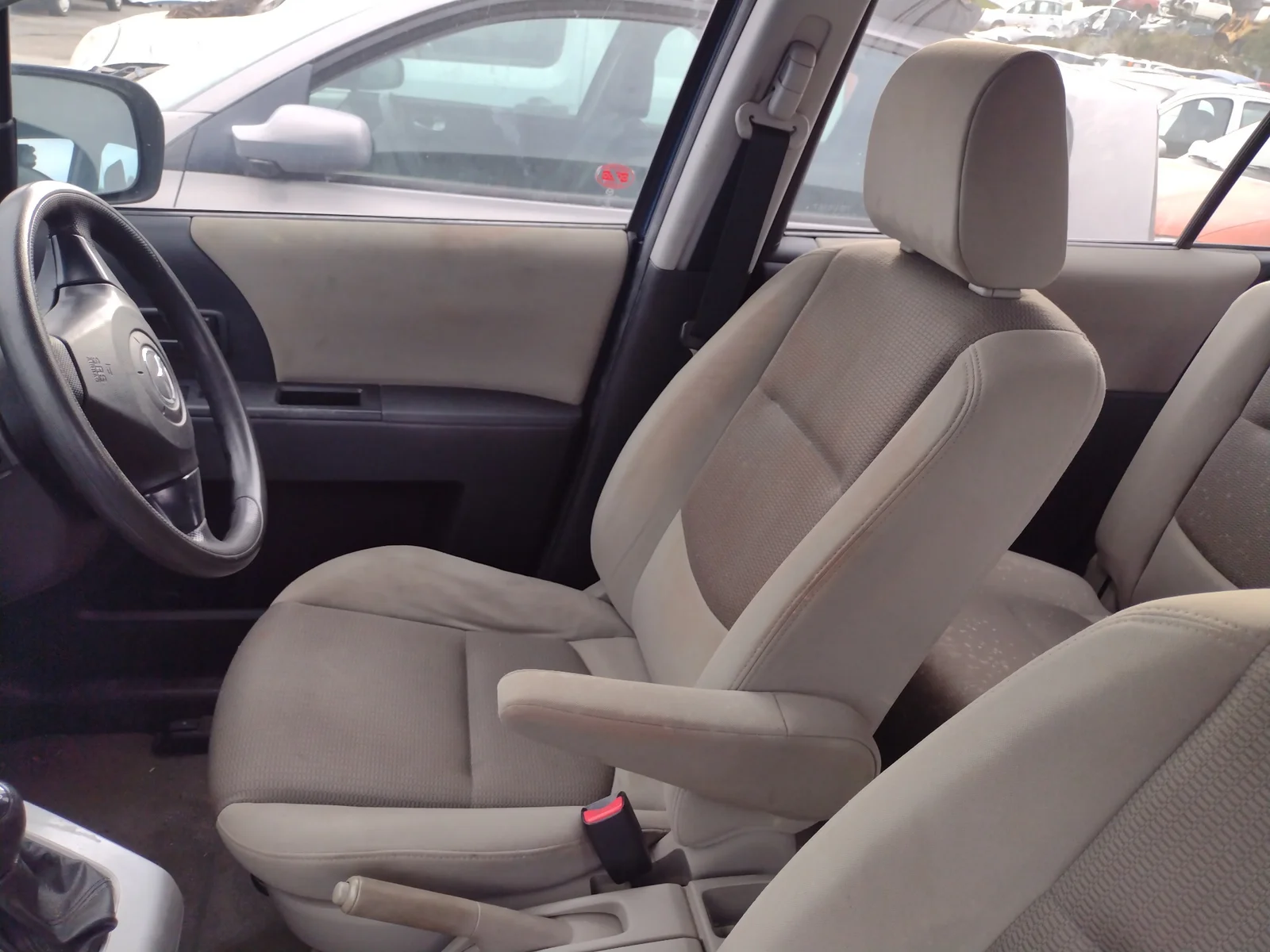 Foto de ASIENTO DELANTERO DERECHO MAZDA 5 BERLINA (CR) 2.0 Diesel CAT (143 CV / 105 KW)